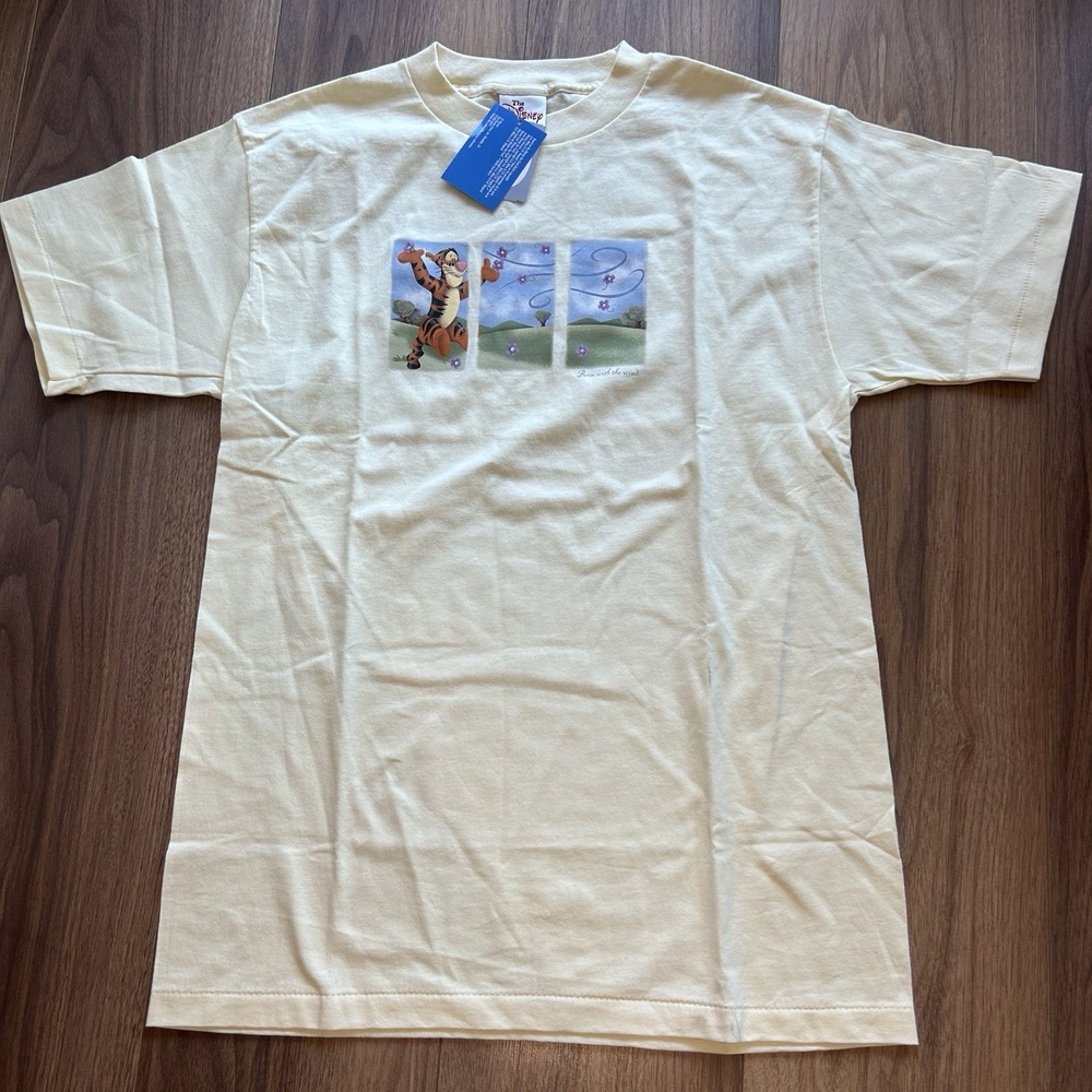 Vintage Deadstock NWT‎ The Disney Store Winnie The Pooh Tigger T Shirt Size M